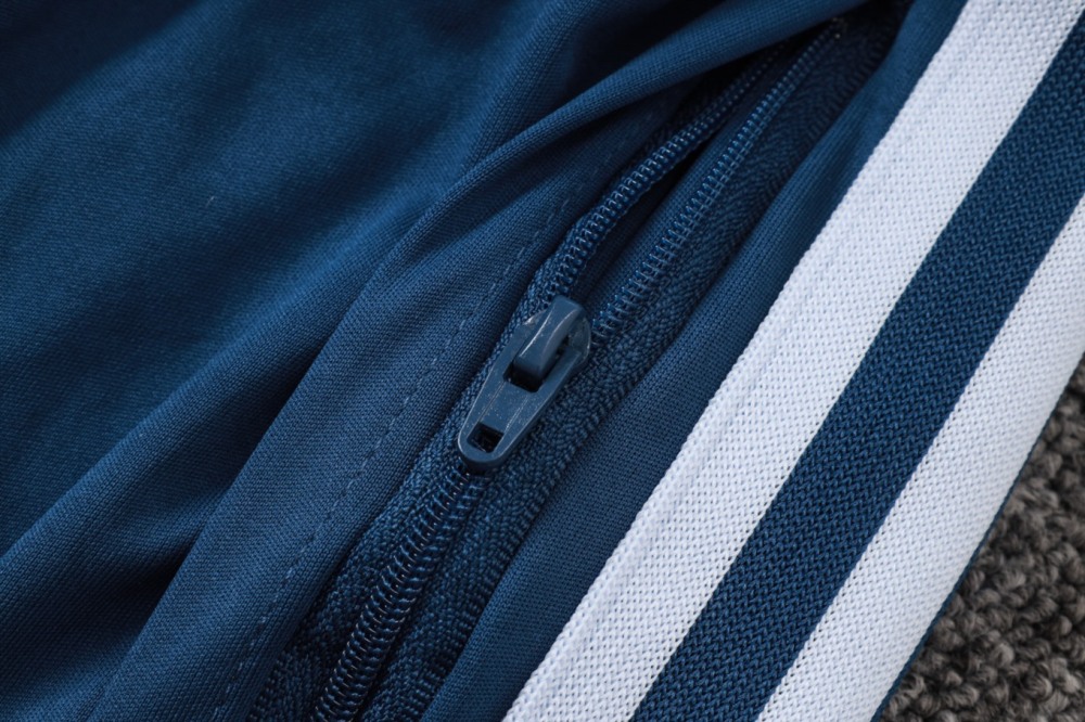 2026 Italy Light blue Long-sleeved half-pull training kit