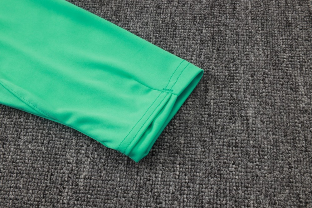 2026 Brazil Light green Long-sleeved half-pull training kit