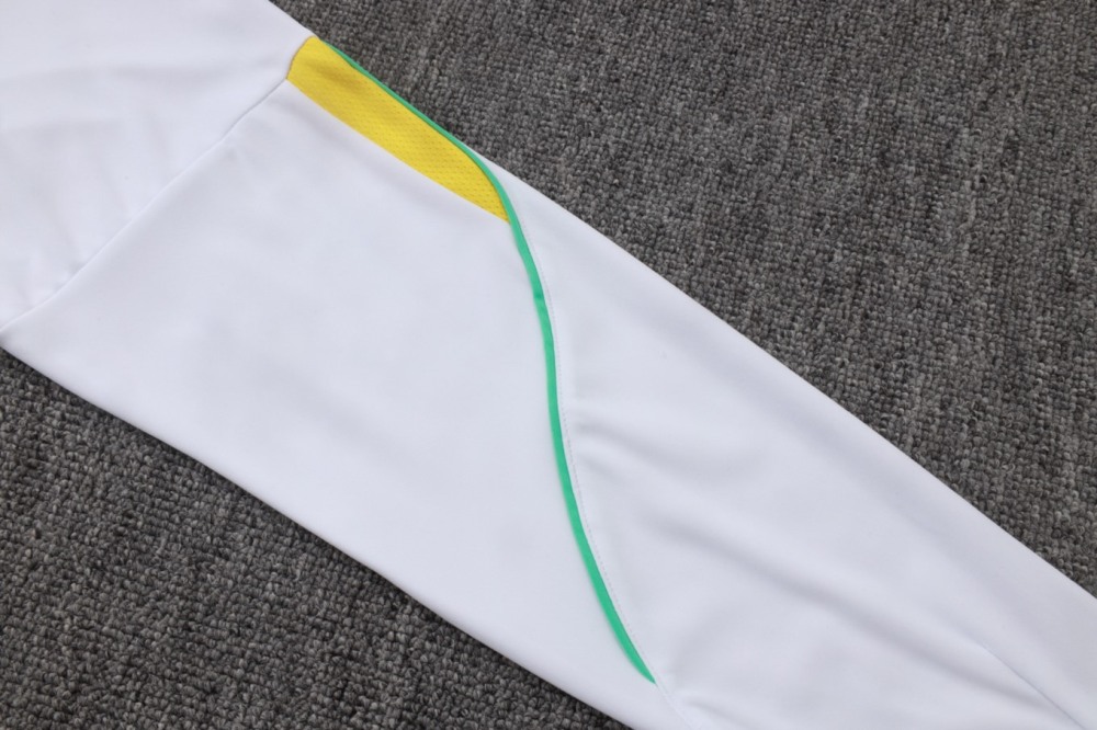 2026 Brazil White Long-sleeved half-pull training kit