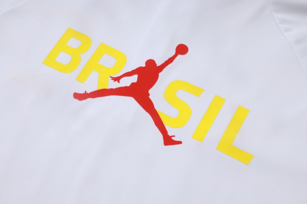 2026 Brazil White Long-sleeved half-pull training kit