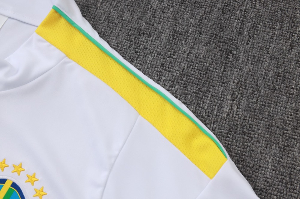 2026 Brazil White Long-sleeved half-pull training kit