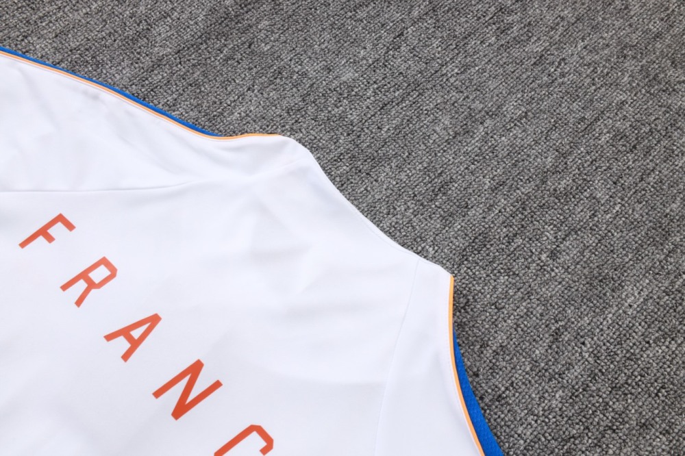 2026 France White Long-sleeved half-pull training kit