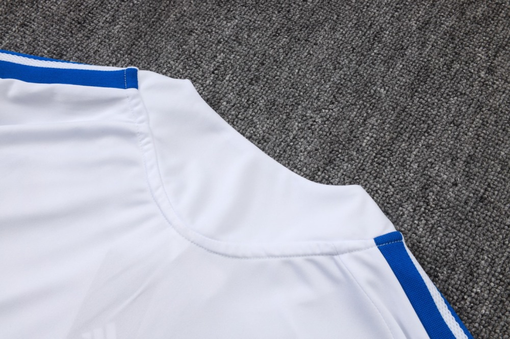 2026 Juventus White Long-sleeved half-pull training kit