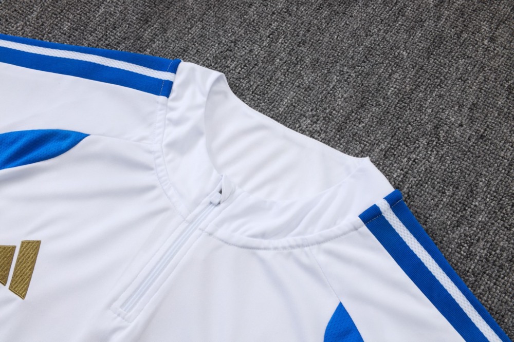 2026 Juventus White Long-sleeved half-pull training kit