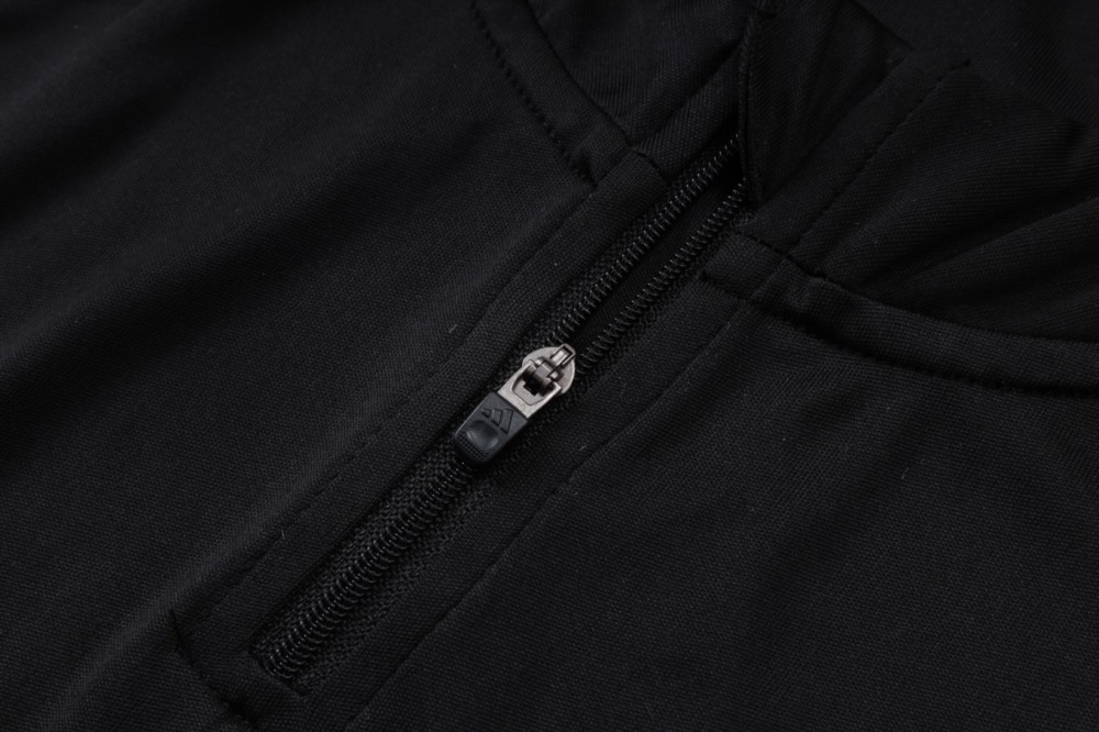 2026 Liverpool Black Long-sleeved half-pull training kit