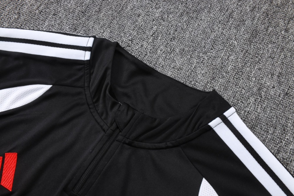 2026 Liverpool Black Long-sleeved half-pull training kit