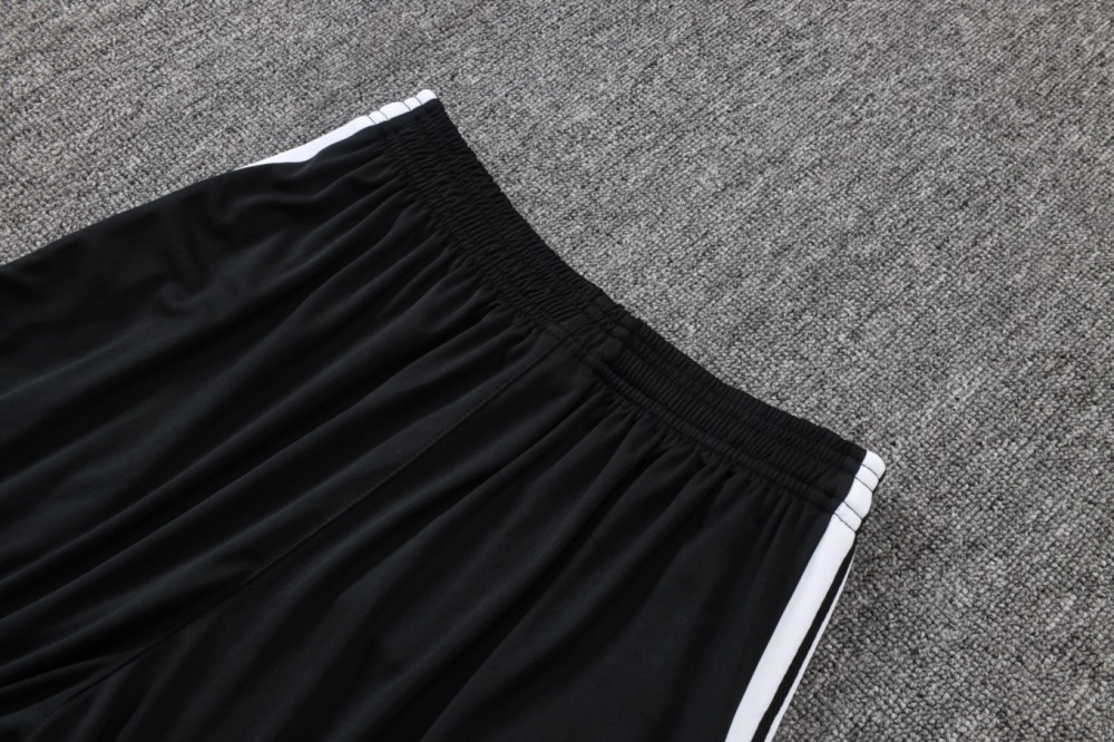 2026 Liverpool Black Long-sleeved half-pull training kit
