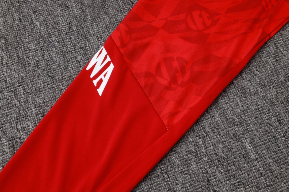 2026 Liverpool Red Long-sleeved half-pull training kit