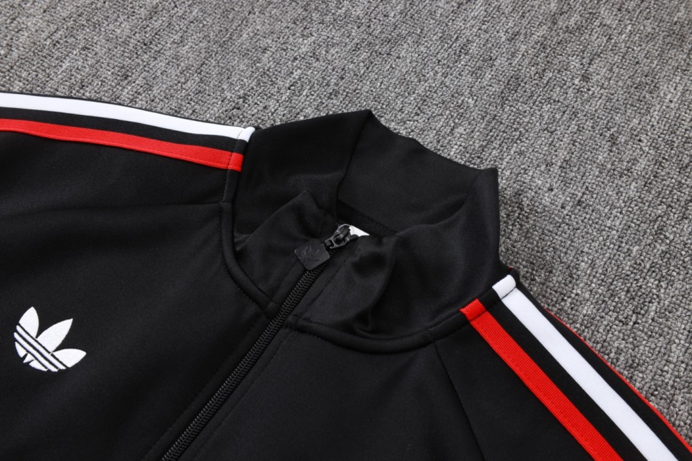 2026 Manchester United Black Jacket Training Suit Set