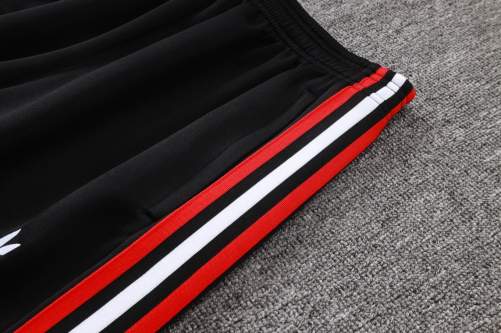 2026 Manchester United Black Jacket Training Suit Set