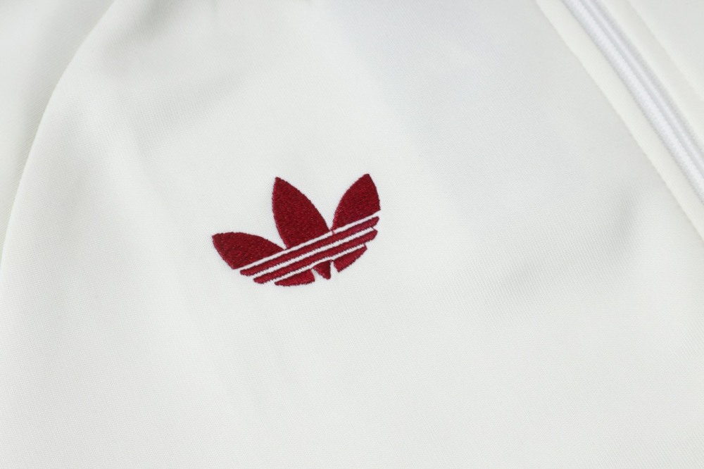 2026 Spain Off-white Jacket Training Suit Set