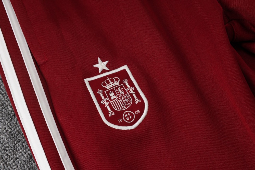 2026 Spain Off-white Jacket Training Suit Set
