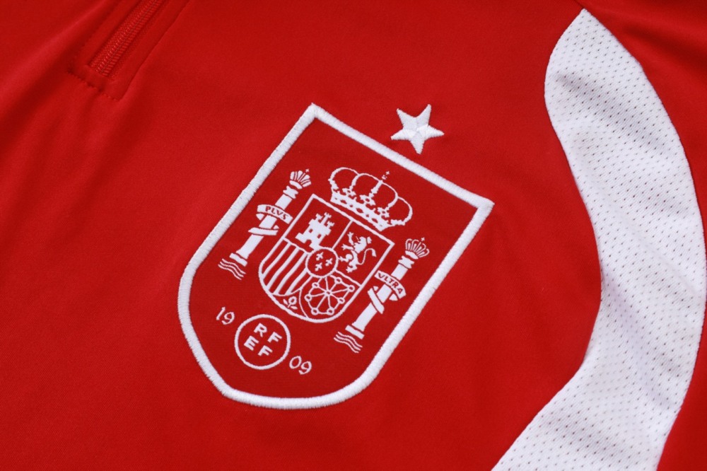 2026 Spain Red Long-sleeved half-pull training kit