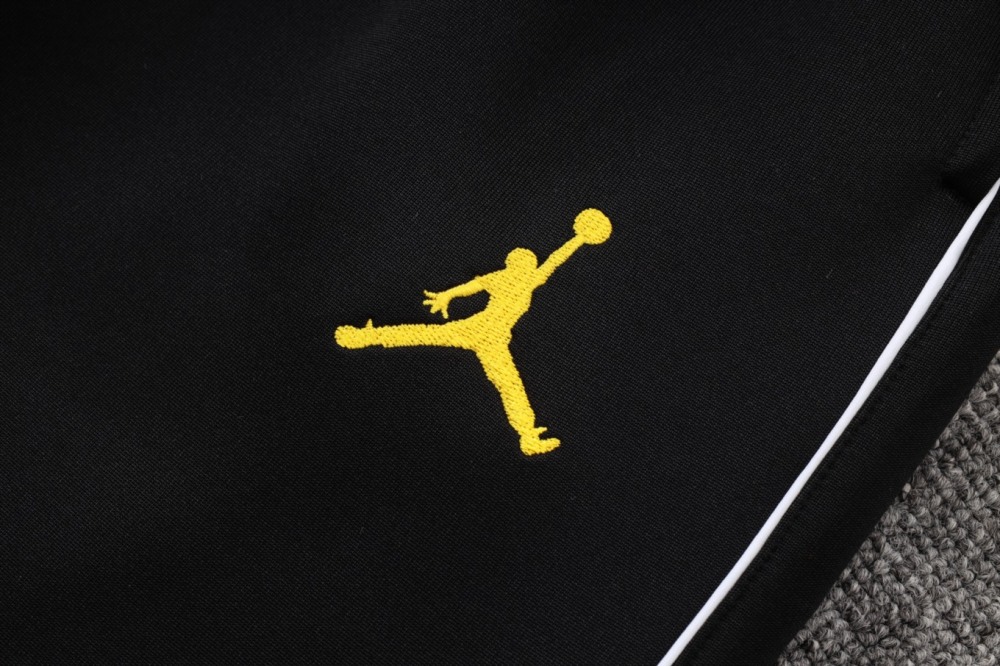 2026 Brazil Black Jacket Training Suit Set