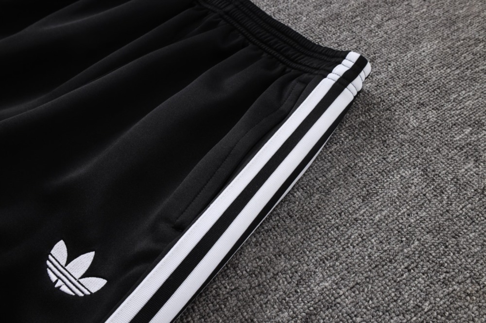 2026 Juventus Black Jacket Training Suit Set