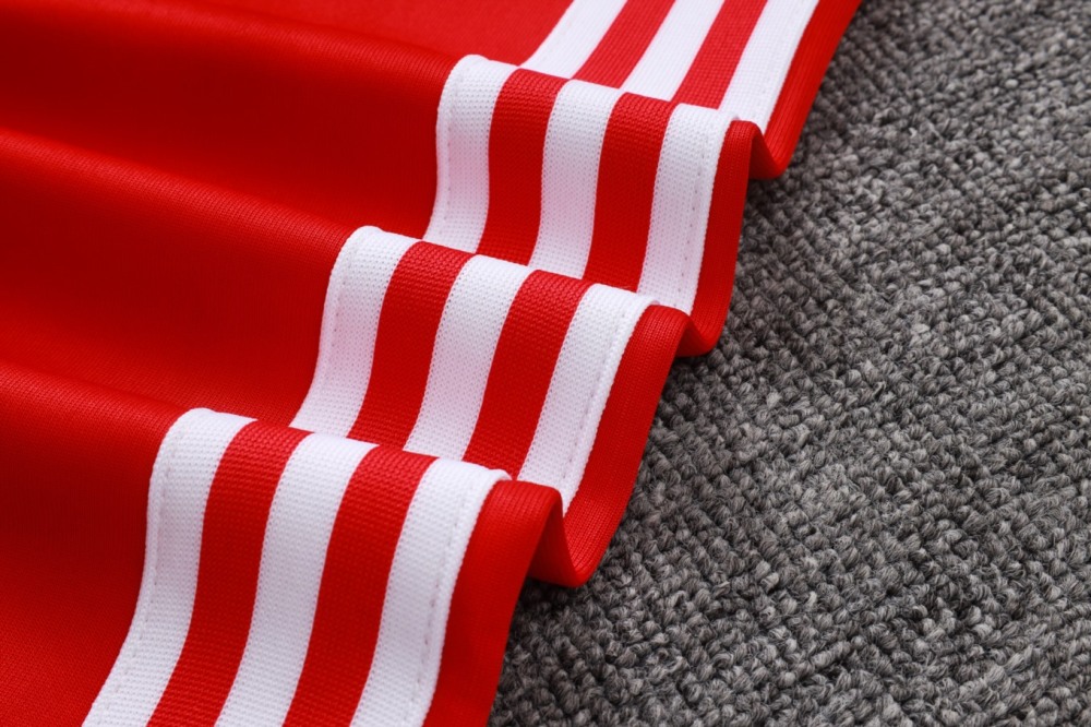 2026 Liverpool Red Jacket Training Suit Set