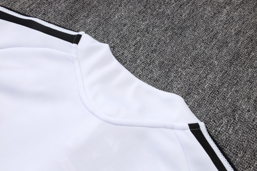 2026 Liverpool White Jacket Training Suit Set