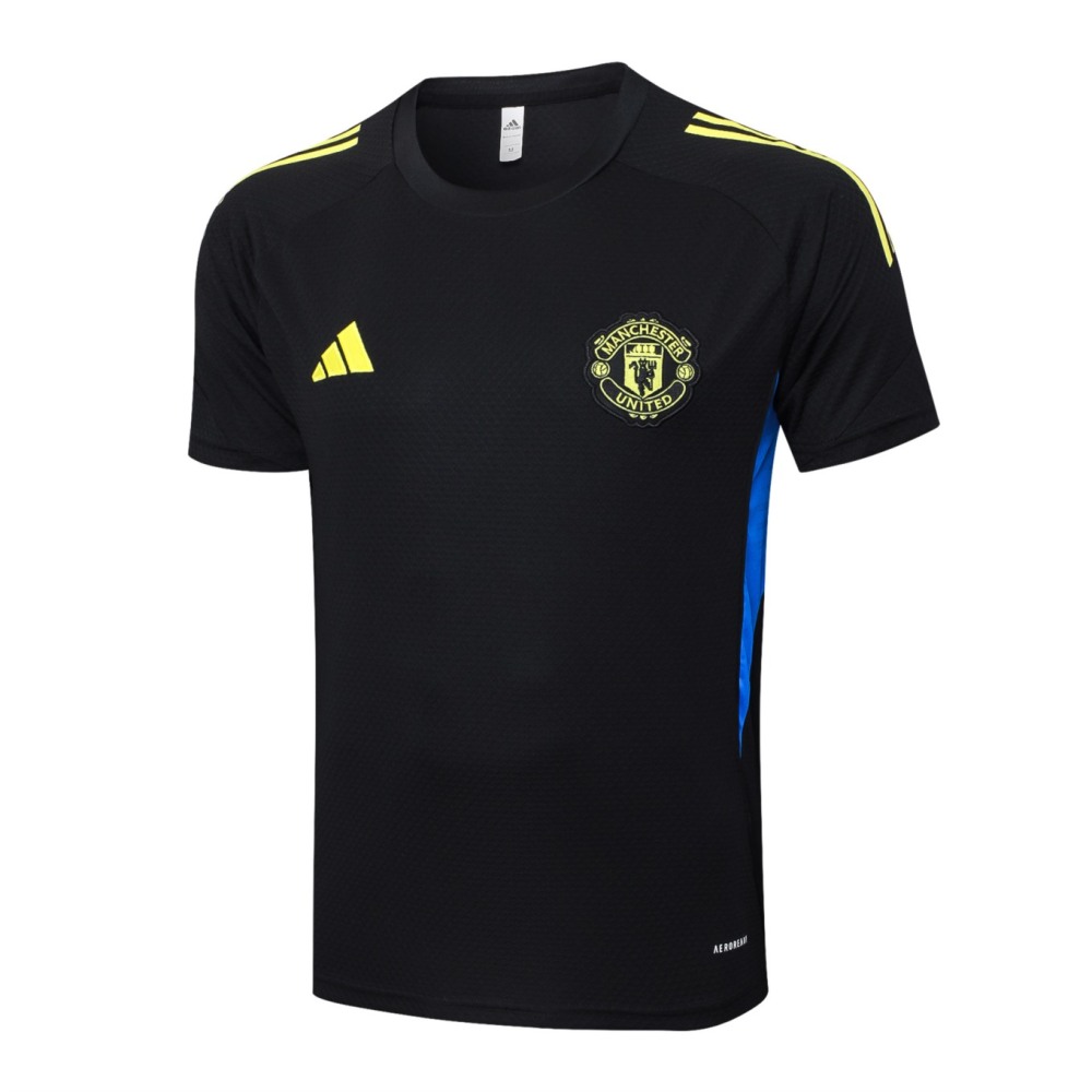 2026 Manchester United Black Training Set Shirt and Shorts