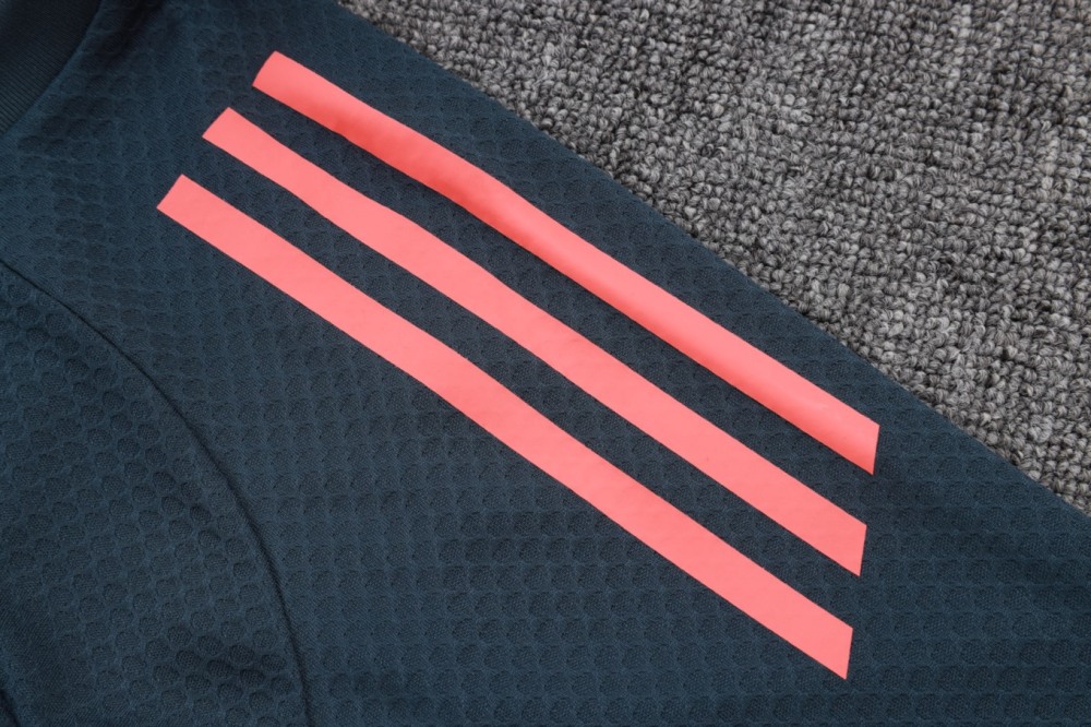 2026 Bayern Munich Dark grey Training Set Shirt and Shorts