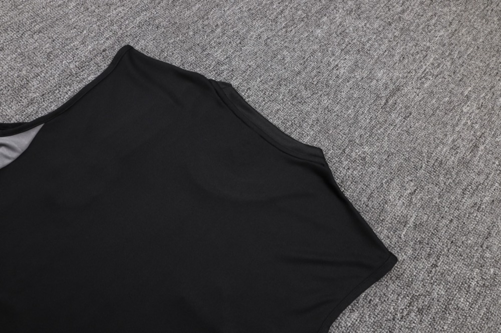 2026 Germany Black Training Set Shirt and Shorts