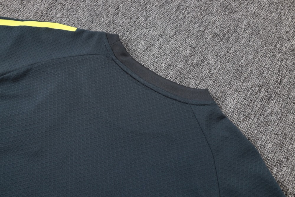 2026 Real Madrid Charcoal gray Training Set Shirt and Shorts