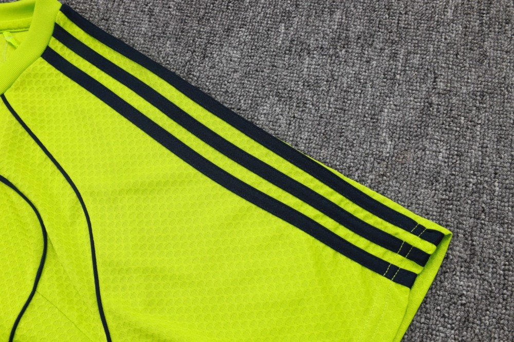 2026 Real Madrid Grass green Training Set Shirt and Shorts