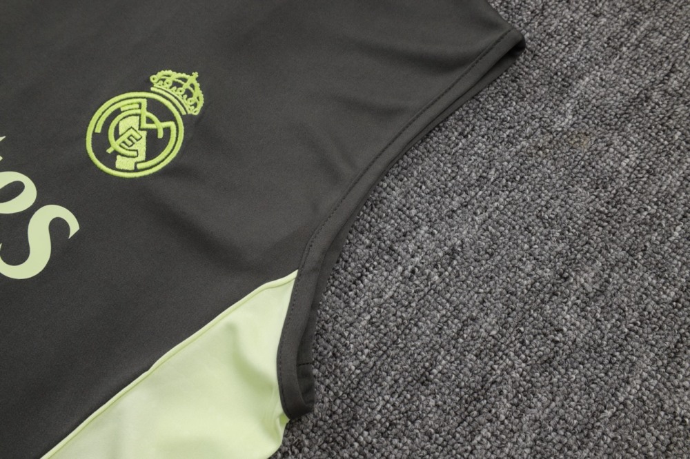 2026 Real Madrid Slate green Training Set Shirt and Shorts