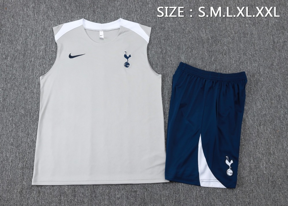 2026 Tottenham Light green Training Set Shirt and Shorts