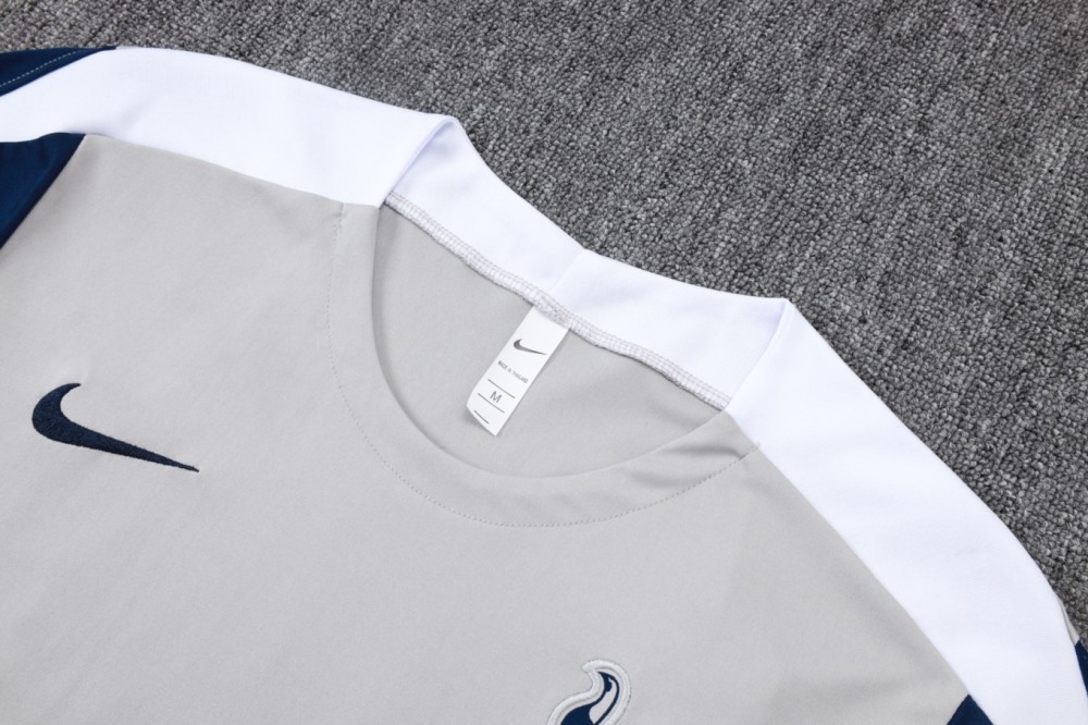 2026 Tottenham Light gray Training Set Shirt and Shorts