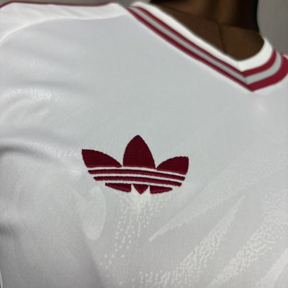 2026/27 Liverpool Away Women's Jersey