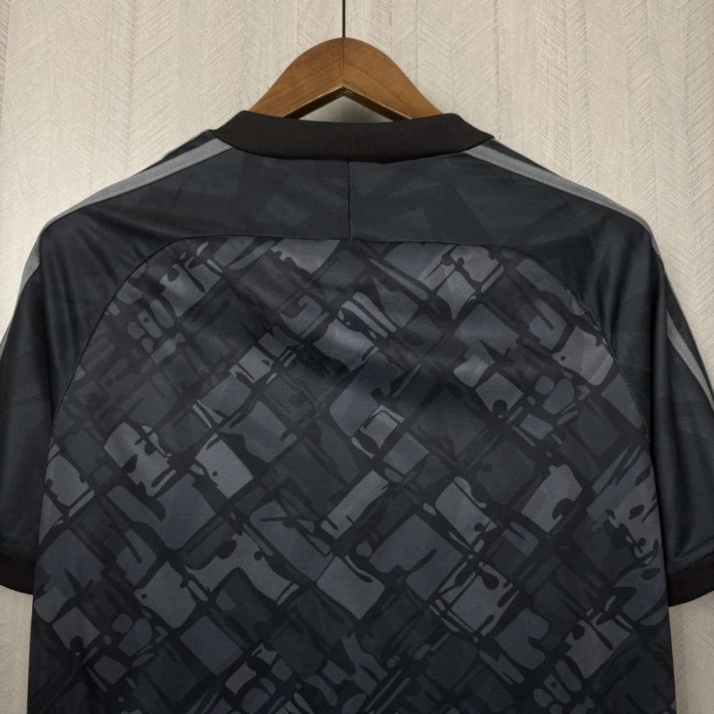 Retro Arsenal 1990/92 Black Jersey Fan Version