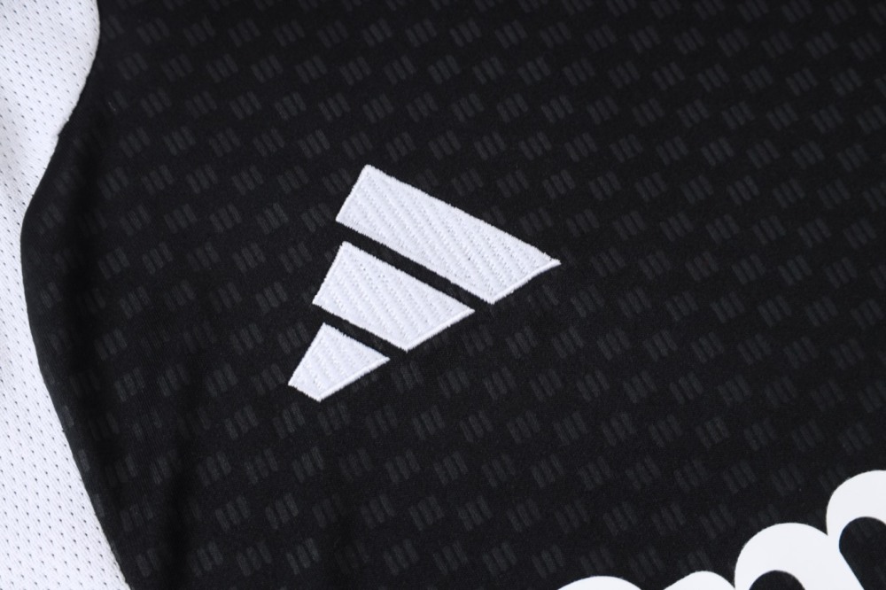 2026 Arsenal Black Training Set Shirt and Shorts