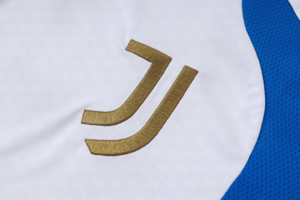 2026 Juventus White Training Set Shirt and Shorts