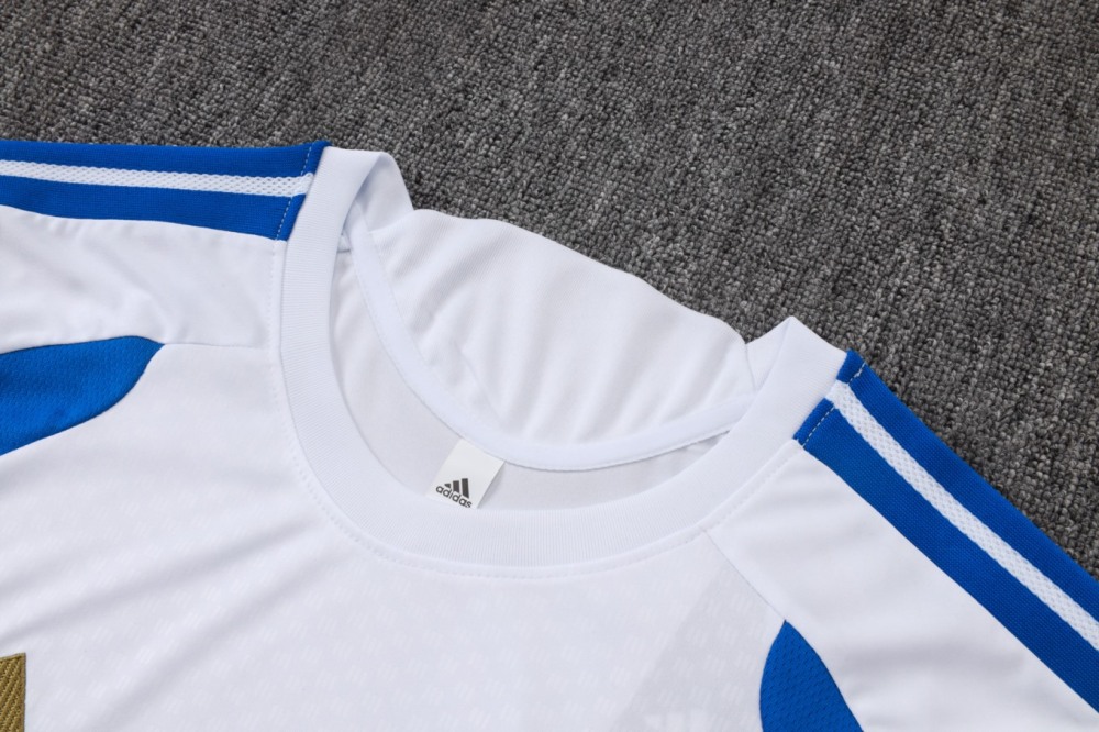 2026 Juventus White Training Set Shirt and Shorts
