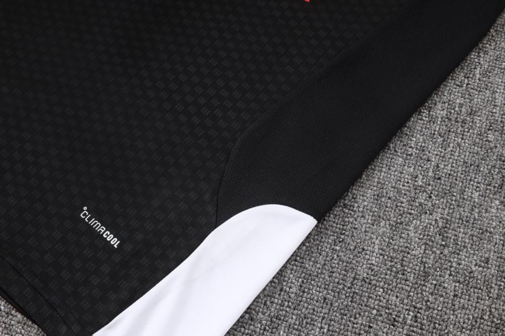 2026 Liverpool Black Training Set Shirt and Shorts