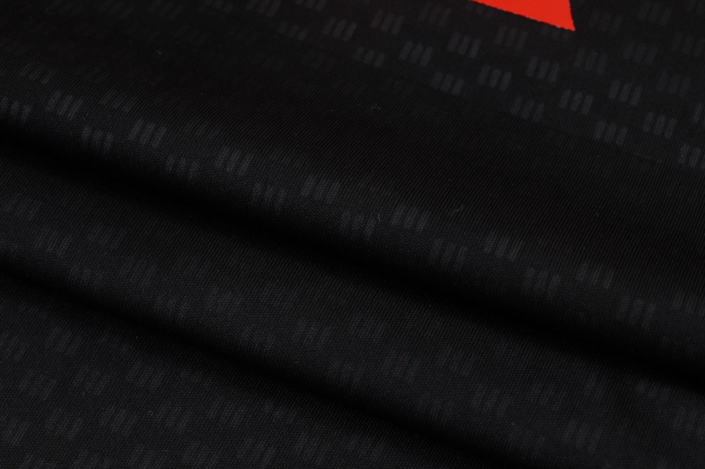 2026 Liverpool Black Training Set Shirt and Shorts