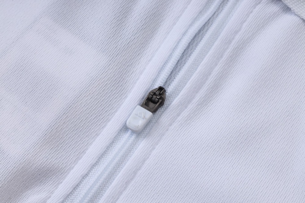 2026 Juventus White Training Set Shirt and Shorts