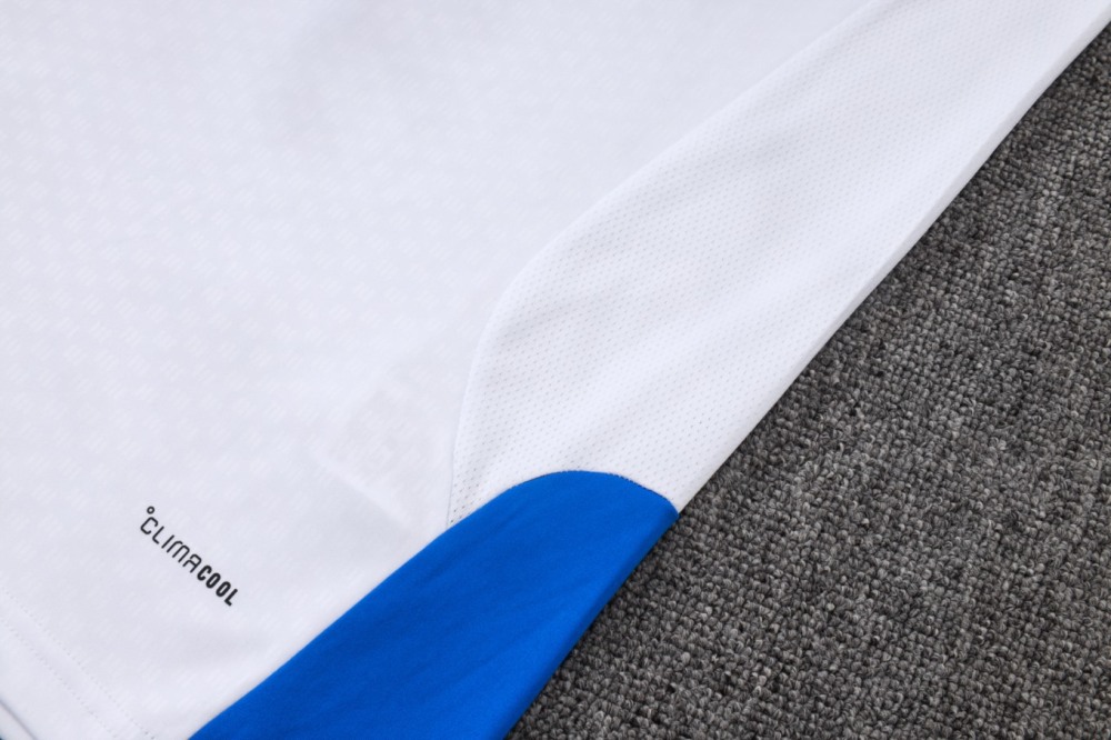2026 Juventus White Training Set Shirt and Shorts