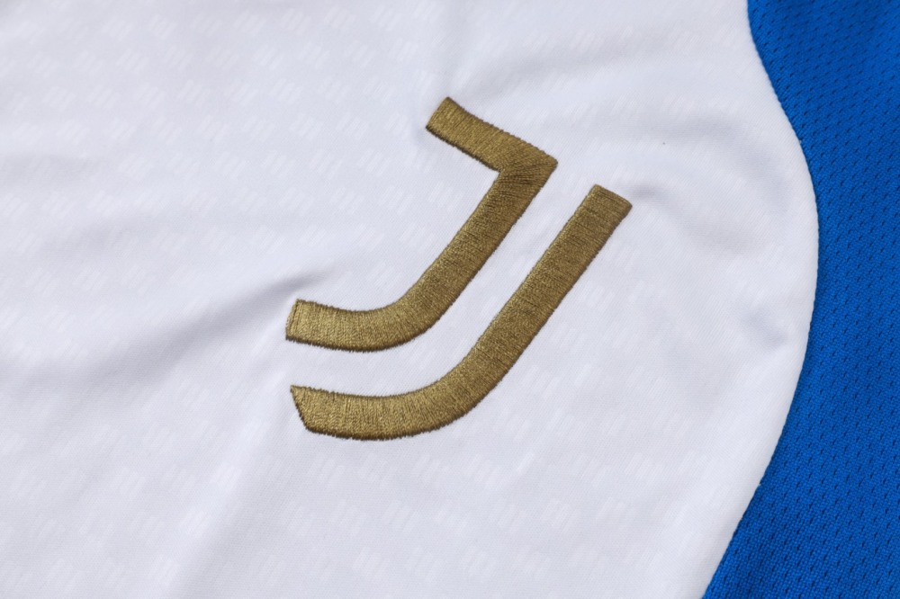 2026 Juventus White Training Set Shirt and Shorts