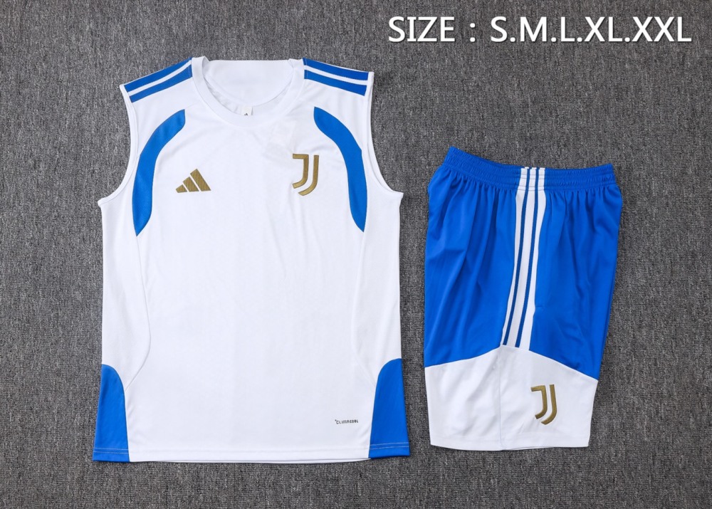 2026 Juventus White Training Set Shirt and Shorts