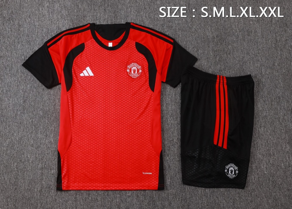 2026 Manchester United Red Training Set Shirt and Shorts