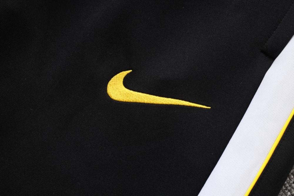2026/27 Chelsea Black Jacket Training Suit Set