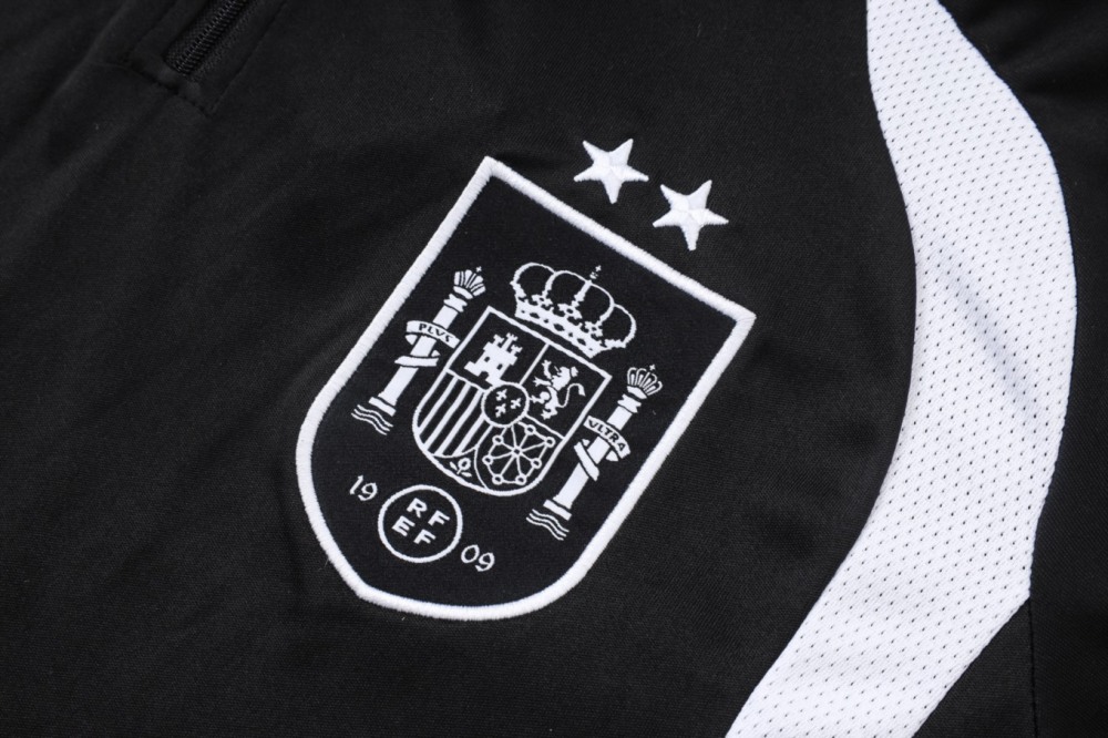 2026/27 Spain Black Long-sleeved half-pull training kit
