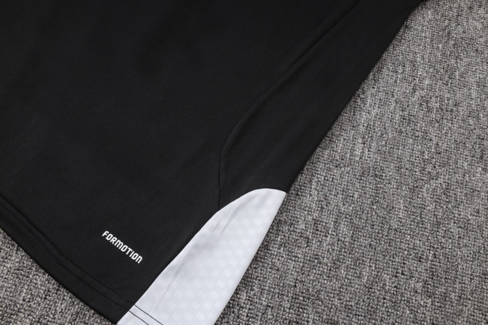 2026/27 Spain Black Long-sleeved half-pull training kit