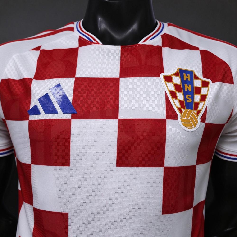 2026-27-croatia-home-jersey-player-version-chest-front-detail