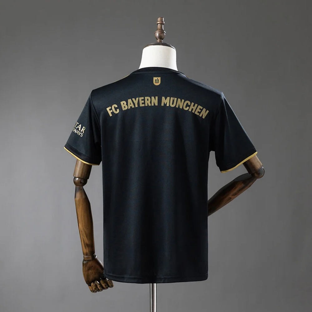 Retro 2021/22 Bayern Munich Home Jersey Fan Version