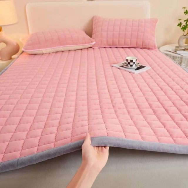 Padded Soft Bed Mattress Cover Topper Adults King Size Air Breathable Comfortable Sleep Bedding Mattress For Hotel Bedroom,Padded Soft Bed Mattress Cover Topper Adults King Size Air Breathable Comfortable Sleep Bedding Mattress For Hotel Bedroom,DAILY UP FURNITURE-The professional supplier of School Furniture, Office Furniture, Home Furnirure