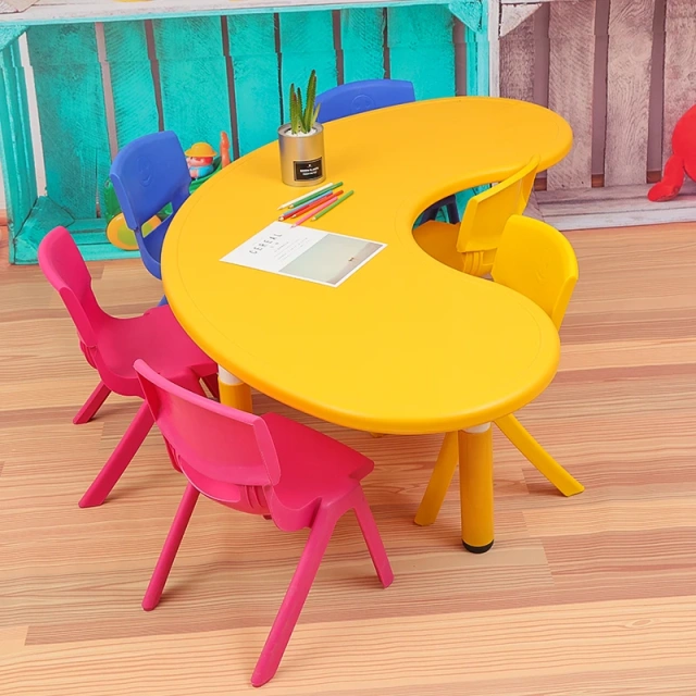Yellow kid table and chair kindergarten furniture kids' tables study moon table,Yellow kid table and chair kindergarten furniture kids' tables study moon table,DAILY UP FURNITURE-The professional supplier of School Furniture, Office Furniture, Home Furnirure