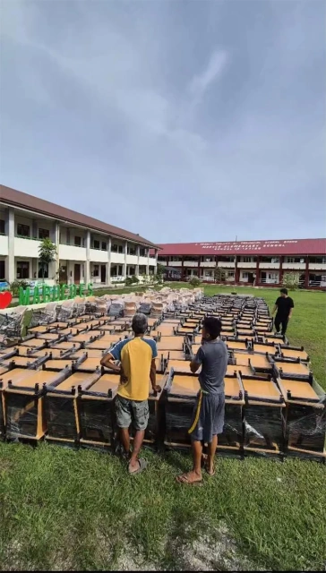 Daily Up Furniture/wooden desk and chair set and single seater school desk and chair,Daily Up Furniture/wooden desk and chair set and single seater school desk and chair,DAILY UP FURNITURE-The professional supplier of School Furniture, Office Furniture, Home Furnirure