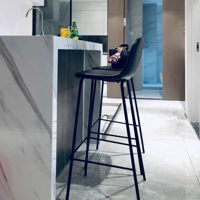 Luxury Modern Swivel Leather Upholstered Bar Chair Bar Stool High Chairs for Bar Kitchen Coffee,Luxury Modern Swivel Leather Upholstered Bar Chair Bar Stool High Chairs for Bar Kitchen Coffee,DAILY UP FURNITURE-The professional supplier of School Furniture, Office Furniture, Home Furnirure